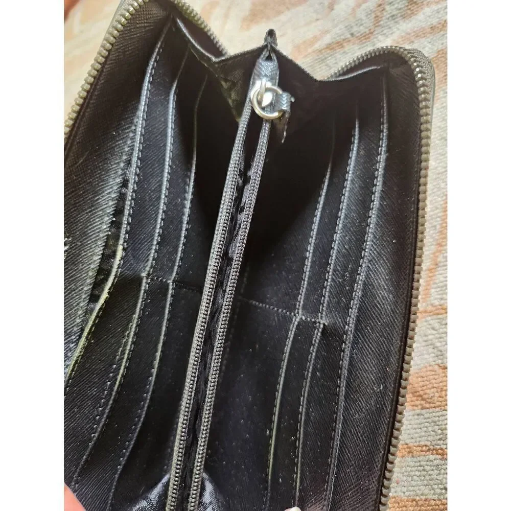 DKNY EMBOSSED METALLIC LEATHER  ZIP AROUND WALLET CLUTCH GUNMETAL #A69